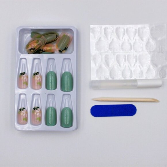 Green Spring Press on nails flowers - Picture 3 of 3